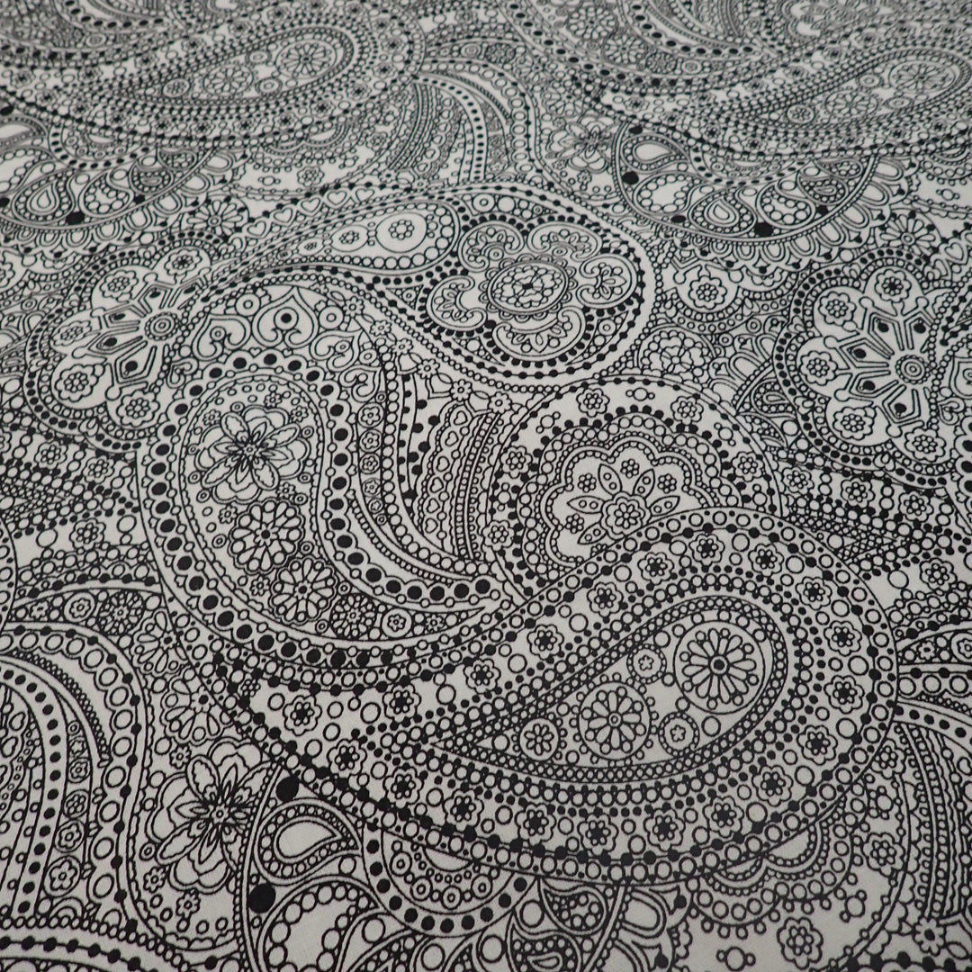 Black White Paisley - Nana's Weighted Blankets